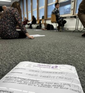 Debiuty za nami, czas na poradnik.